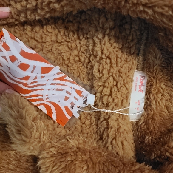 Brown cropped teddy jacket - Picture 2 of 2